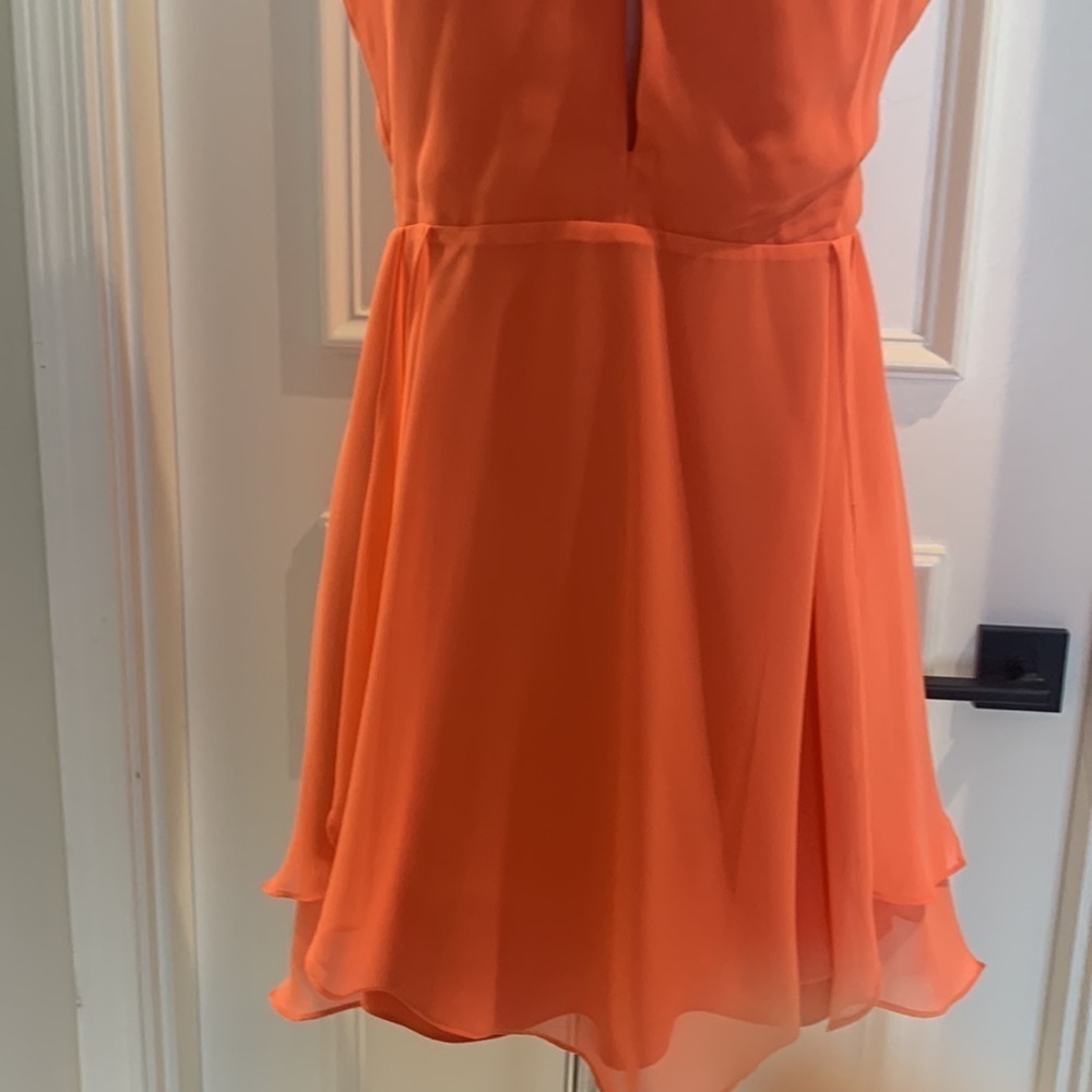Coral Bebe dress keyhole cutout tulip skirt. - Picture 3 of 4